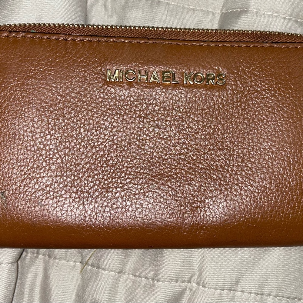 Michael Kors Leather Jet Set Travel Continental Wallet - Brown